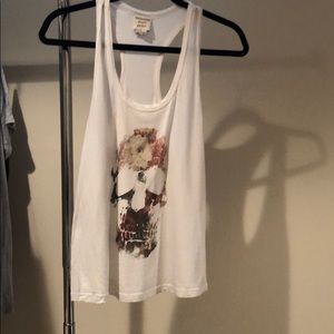 Skull tank! Softly distressed